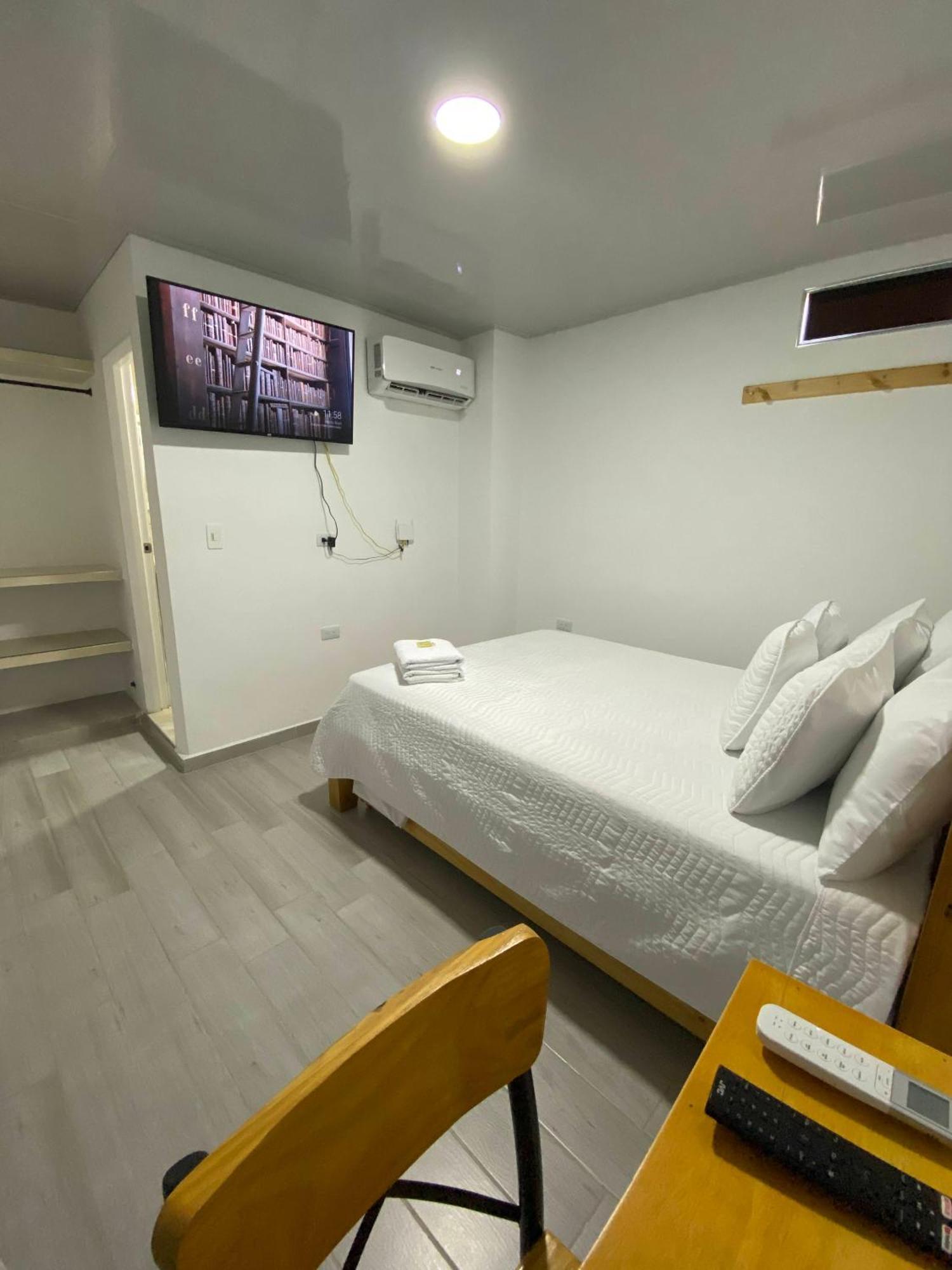 Hotel Alameda Plaza Кали Экстерьер фото
